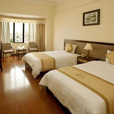Bamboo Green Central Hotel Дананг Екстериор снимка
