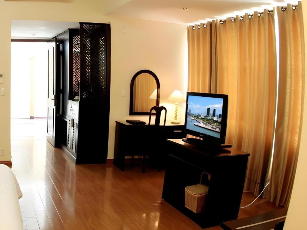 Bamboo Green Central Hotel Дананг Екстериор снимка