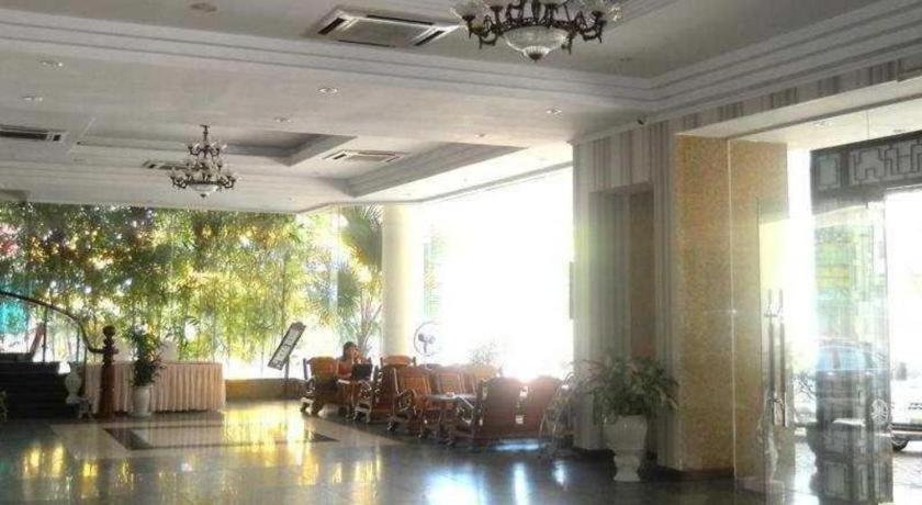 Bamboo Green Central Hotel Дананг Екстериор снимка
