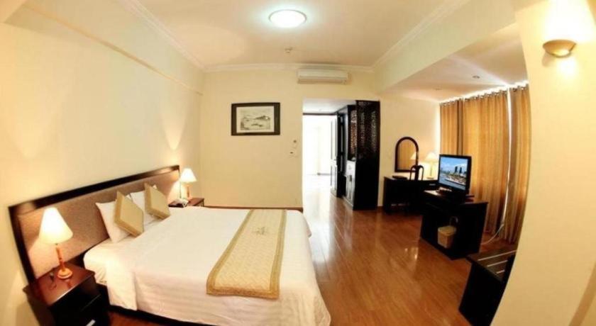 Bamboo Green Central Hotel Дананг Екстериор снимка
