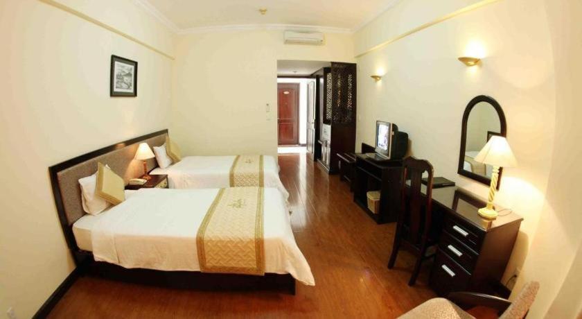 Bamboo Green Central Hotel Дананг Екстериор снимка