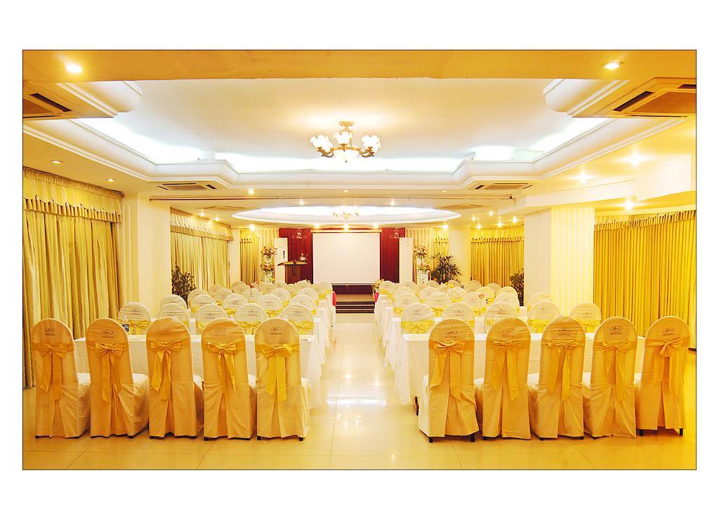 Bamboo Green Central Hotel Дананг Екстериор снимка