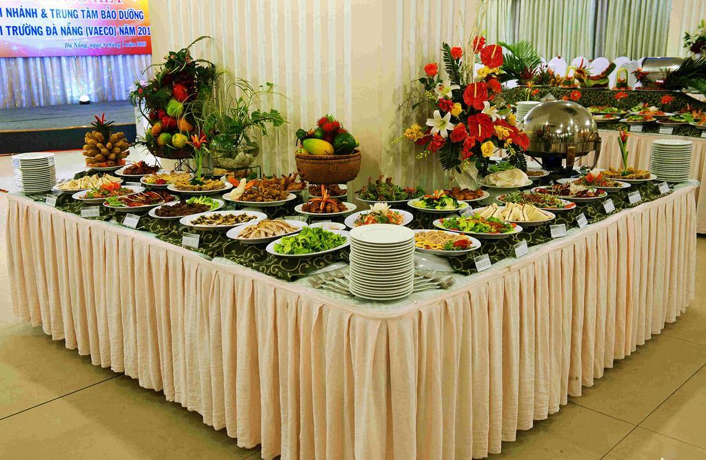 Bamboo Green Central Hotel Дананг Екстериор снимка